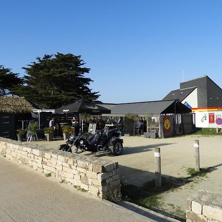 Saint-Guénolé Les Volets Bleus Bed & Breakfast エクステリア 写真