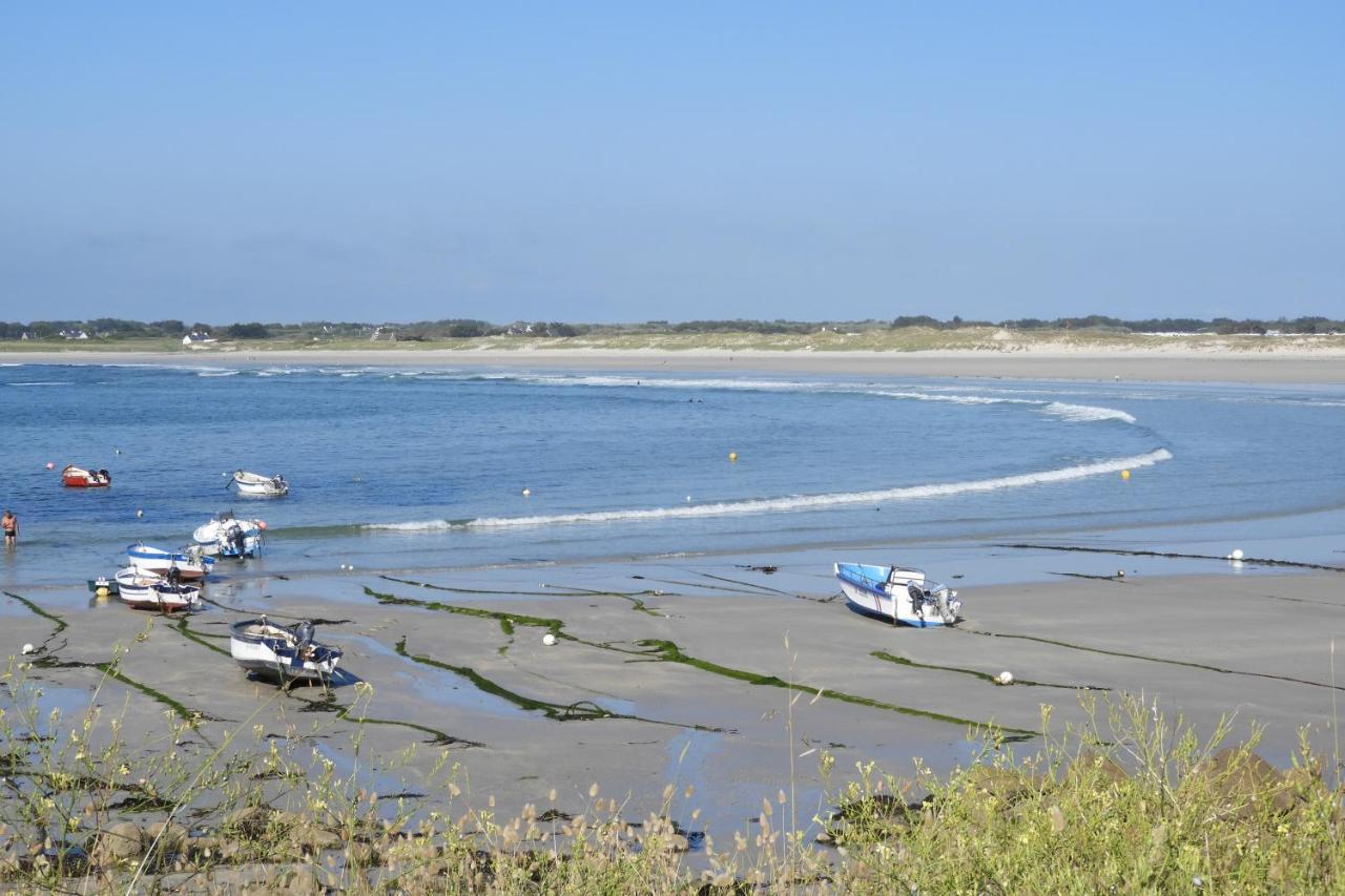 Saint-Guénolé Les Volets Bleus Bed & Breakfast エクステリア 写真